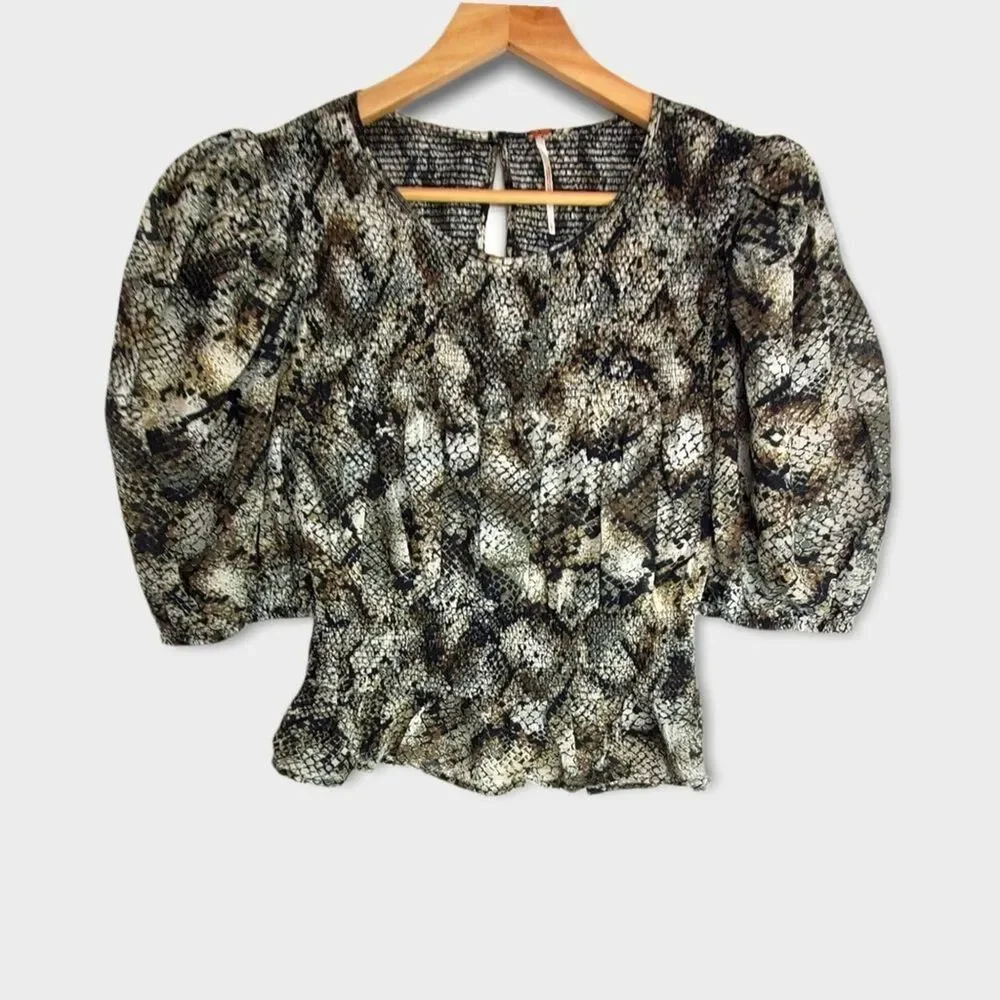 Free People Women's Cotton XOXO Snake Printed Smocked Crop Top Black Size Large
